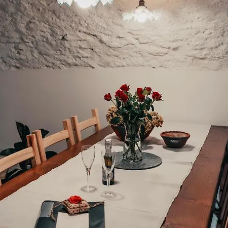 Al Civico 2 - Rustico Con Privata - Piscina - Sauna - Hammam - Free Wi-fi Nyaraló