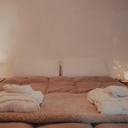 Al Civico 2 - Rustico Con Privata - Piscina - Sauna - Hammam - Free Wi-fi Nyaraló