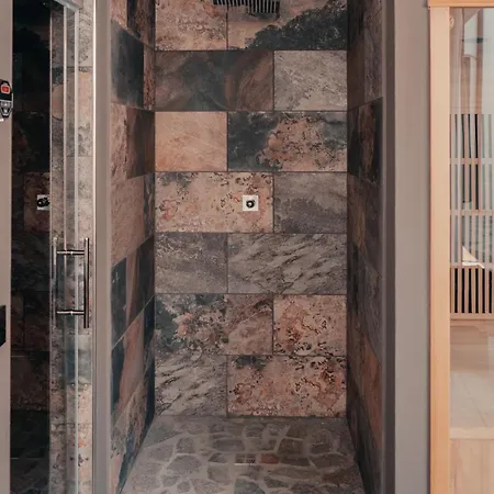 Experience In Valle Varaita - Rustico Con Privata - Piscina - Sauna - Hammam - Free Wi-fi * Brossasco